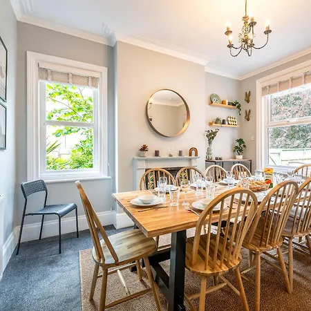 Holiday home - Garfield - Uk47472