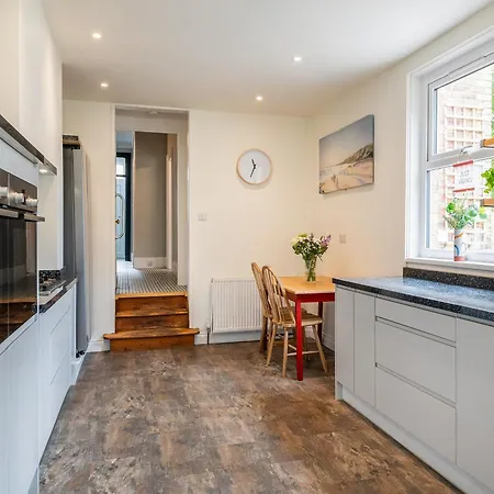 - Garfield - Uk47472 Tatil Evi